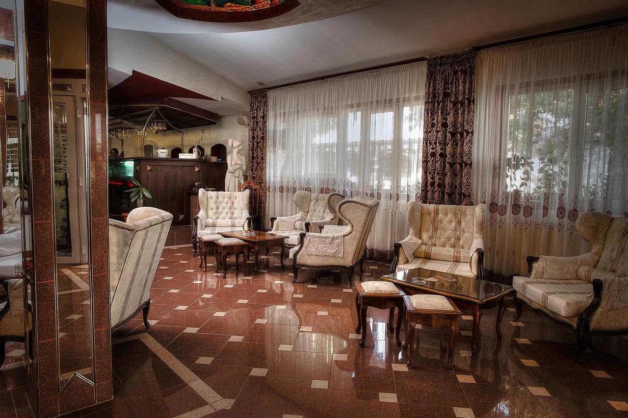 Hotel Roco Izvin Exterior photo